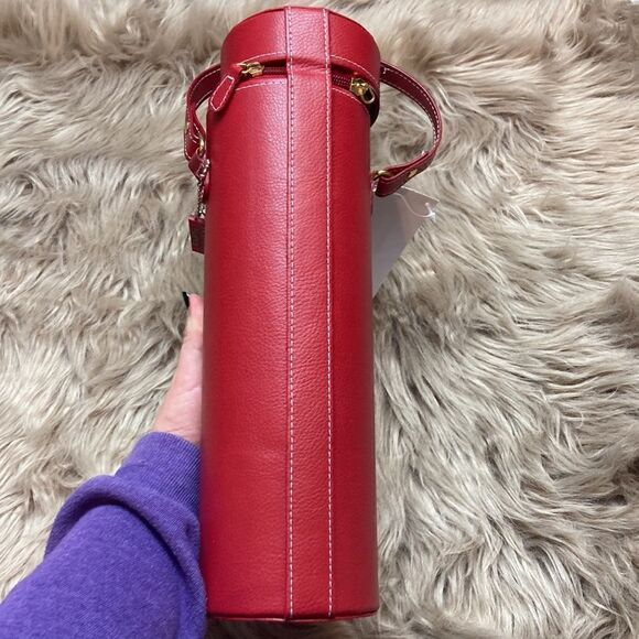 Beverage Butler Red Leather Zip Cylinder Wine Bottle Holder - Picture 7 of 8